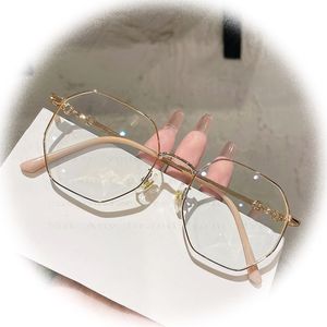 2025 Gafas de luz azul de metal portátiles con forma de polígono de diseño vintage - Product Image 4