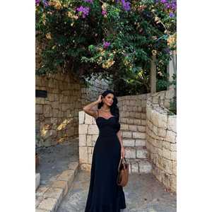 Vestido de Verano Negro con Lazos, Diseño Personalizado, Elegante, Estilo Corto y Fluido, Talla XS, Volantes Decorativos, Aberturas Sexys para Eventos Diurnos, ODM - Product Image 3