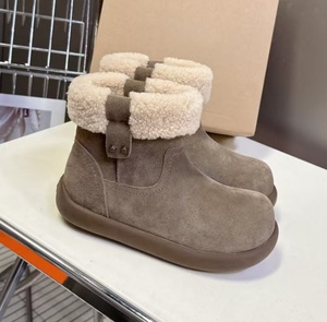 Bottes de neige Lady Teddy à cheveux bouclés avec rembourrage pour plus de chaleur, semelle épaisse, design à bordure surélevée et doublure en fourrure d'agneau, bottes courtes, coton - Product Image 6