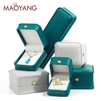 Großhandel Schmuckverpackung Armband Halskette Ohrringe Schmuck-Präsentationsbox Rot Hochzeitsring-Box PU-Leder Schmuckbox