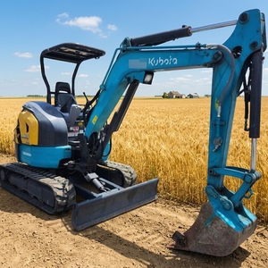 Mini Excavadora Agrícola Diésel de 2.5 Toneladas en Oferta, de Alta Calidad, de Segunda Mano, con Motor, Caja de Cambios y Bomba Usados - Product Image 1