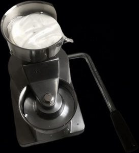 Prensa Manual Comercial Fácil de Usar para Hacer Hamburguesas de Carne de Res para Uso en Cocinas Comerciales - Product Image 3