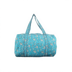 Sac de voyage Pathfinder Large Weekender pour femme, Rampager Unbridled Adventure, rayé, imperméable, en cuir vegan, double compartiment, motif phases de lune - Product Image 1