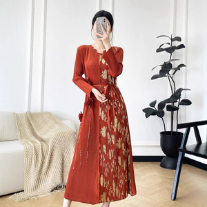 Nouvelle Collection Été 2026 : Robe Plissée Miyake Tendance pour Femme – Coupe Ample et Décontractée, Grandes Tailles, Vêtements Féminins en Gros - Product Image 3