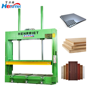 Presse hydraulique à poulies pour la fabrication <span class=keywords><strong>de</strong></span> portes coupe-feu en bois personnalisées, <span class=keywords><strong>de</strong></span> panneaux alvéolaires et <span class=keywords><strong>de</strong></span> tuiles en acier coloré sur convoyeur automatique - Product Image 2