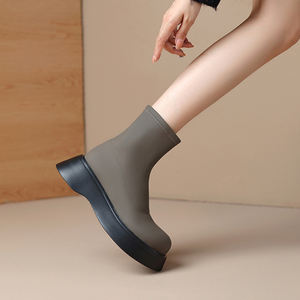 Bottes de neige d'hiver pour femmes GON22, bottes à cheville en fourrure de qualité, chaudes et confortables, avec semelle épaisse, fermeture à enfiler, vente chaude, confort et mode - Product Image 5