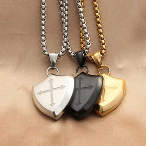 Nouveauté : pendentif en acier inoxydable pour homme, croix, bouclier, armure <span class=keywords><strong>de</strong></span> Dieu, gravé d'un verset biblique, résistant à la décoloration, bijoux <span class=keywords><strong>de</strong></span> foi, vente en gros - Product Image 2
