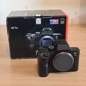 Cámara sin Espejo HFT Professional Alpha <span class=keywords><strong>A7</strong></span> <span class=keywords><strong>III</strong></span> de 24.2 MP, Solo Cuerpo Negro, Venta al Por Mayor - Product Image 1