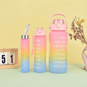 Set de 3 Botellas de Agua de Plástico de 2000ml, 900ml y 500ml con Cuerda y Pajita, Motivacionales para Fitness de Verano, las Más Vendidas - Product Image 2