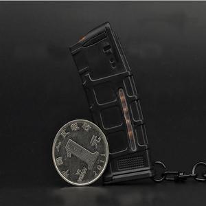 Porte-clés tactique miniature en forme de chargeur pour clés de voiture et sac à dos – Cadeau promotionnel - Product Image 5