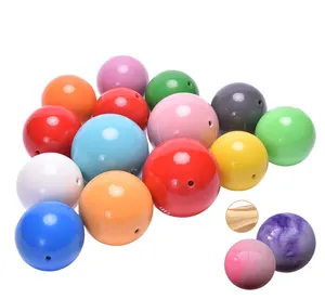PVC Soft Sand Filled Toning Balls Lightweight Soft Weighted Medicine Ball for Pilates Yoga Physical Therapy Fitness