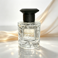 Flacon pulvérisateur de parfum en verre transparent simple de 50 ml et 100 ml, vente en gros, atomiseur de parfum vide, logo personnalisé, boîte cadeau personnalisée