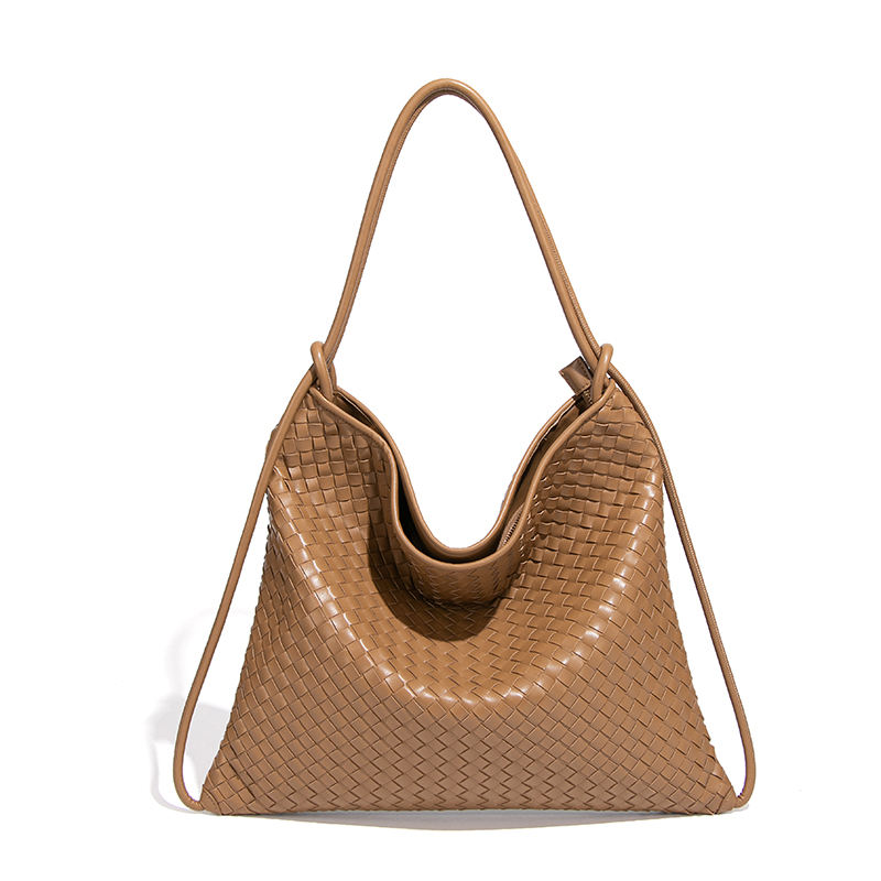 B2583 # สีกากี