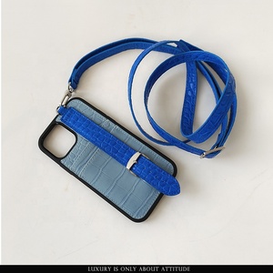 Funda de cuero PU a prueba de golpes para teléfono móvil, Funda de cuero PU personalizada con parachoques, bolsillo para tarjeta, bandolera, con correa larga para el hombro y soporte para el dedo - Product Image 5