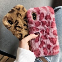 Vente flash, pas de minimum, coques de téléphone portable en peluche d'hiver, motifs d'animaux de dessin animé colorés et kawaii