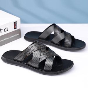 Nouvelles sandales chic pour hommes, grandes tailles 47 <span class=keywords><strong>48</strong></span>, usine de Guangzhou, personnalisation de marque, <span class=keywords><strong>pantoufles</strong></span> en cuir, US13, vente chaude, livraison directe - Product Image 4