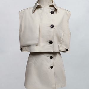 Conjunto de Falda Corta y Chaleco sin Mangas con Solapa, Estilo Casual y a la Moda para Mujer, Venta al por Mayor, Personalizado, OEM, ODM, Alta Calidad - Product Image 2