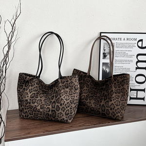 กระเป๋าสะพายไหล่ของผู้หญิงกระเป๋าสะพายไหล่สายเดียวความจุขนาดใหญ่เก๋ไก๋เรียบง่ายทันสมัยพิมพ์ลายเสือดาว - Product Image 1