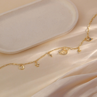 OUYIN JEWELRY Collier chaîne Hip Hop multi-éléments style trombone, avec motifs Croissant, Éclair, Planète, Étoile, en Zircon, en laiton doré