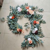 Hochzeits-, Abschluss-, Halloween-Blumendekoration, Grüne Eukalyptus-Seidenblumen-Läufer, Künstliche Rosen-Tischblumengirlande