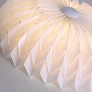 Lámpara de Techo Redonda de Estilo Nórdico, Cálida y Romántica, Diseño Único, Creativo, Moderno y Minimalista para Dormitorio Principal o Sala de Estar - Product Image 1