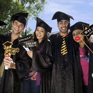 Set Originale di 22 Pezzi Tema Oro e Nero con Cornice per Foto di Laurea, Accessori per Fotografia - Product Image 3