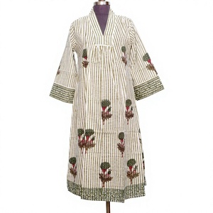 Robe longue pour femme, faite à la main, 100% coton, écologique, respirante, imprimé floral numérique, style décontracté, pour soirée, tenue de demoiselle d'honneur - Product Image 1
