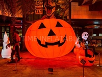 Citrouille géante lumineuse LED gonflable pour Halloween, décoration extérieure pour jardin, pelouse, fête, festival