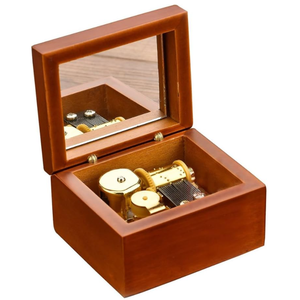 Caja <span class=keywords><strong>de</strong></span> música <span class=keywords><strong>de</strong></span> madera con manivela con movimiento giratorio Canción personalizada 'Over the Rainbow' Eco-Friendly para niños - Product Image 1