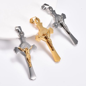 Collier pendentif croix de Jésus en acier inoxydable religieux pour femmes et hommes, chaîne avec breloques crucifix chrétien, bijoux amulette de foi en métal - Product Image 4