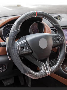 Volant en fibre de carbone de voiture personnalisé HXHY pour <span class=keywords><strong>Maserati</strong></span> Ghibli Levante Quattroporte Granturismo GT Sport compétitif - Product Image 4