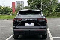 JETOUR X70 d'occasion, SUV intermédiaire cinq places 2024, transmission automatique, conduite à gauche, pour trajets familiaux, intérieur spacieux, économique en carburant
