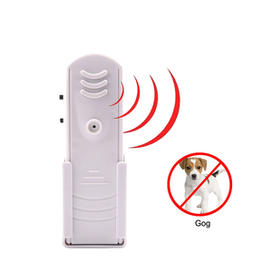 Dispositivo Antiabbaio Portatile con Tecnologia Ultrasonica e Montaggio a Parete, per Interni ed Esterni - Product Image 3