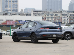 BYD Seal 05 DM-i ปี 2025 รุ่นใหม่ พวงมาลัยซ้าย ระยะทางวิ่ง 55 กม. รถยนต์ PHEV แบบปลั๊กอินไฮบริด พวงมาลัยซ้าย BYD Seal 05 DM-i ปี 2025 ระยะทางวิ่ง 55 กม. รถยนต์พลังงานใหม่สุดหรู - Product Image 5