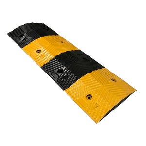 Roadway Traffic Limit Buffer Belt Highway Road <b>Block</b> Brake One Way Resistant <b>Rubber</b> Road Speed Bump - Product Image 1