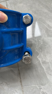 Morsetto a sella GGG-50 in ghisa sferoidale per tubi con <span class=keywords><strong>4</strong></span> bulloni in acciaio inox 304 A2-70 per tubi in PVC PE - Mercato Marocco - Product Image 3