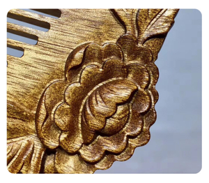 หวีไม้ฟีบีสีทองแกะสลักลายดอกโบตั๋น งานแฮนด์เมดสไตล์โอเรียนทัล วินเทจจีน พรีเมียม ของขวัญสำหรับสาวๆ - Product Image 6