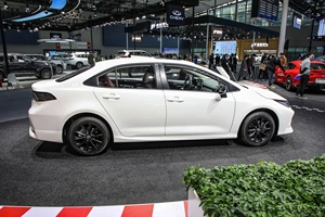 <span class=keywords><strong>Precio</strong></span> usado Toyota <span class=keywords><strong>Corolla</strong></span> <span class=keywords><strong>2021</strong></span> híbrido E CVT 4 puertas 5 plazas de alta velocidad Vehículo de nueva energía coches usados para <span class=keywords><strong>Corolla</strong></span> - Product Image 3