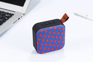 Haut-parleur Bluetooth Radio FM Étanche Stéréo en Tissu Mini Portable Extérieur BT Carte TF USB T5 Enceinte Sans Fil - Product Image 2