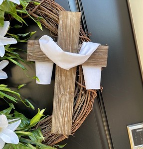 Exquisite Spring <b>Easter</b> Cross Garland Ornament Artificial Lily Plastic Soft Polyester Fabric Decorative <b>Door</b> - Product Image 5