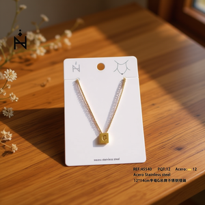 Collana in Acciaio Inossidabile con Ciondolo a Forma di Lettera G 12x14cm, Gioiello alla Moda - Product Image 3