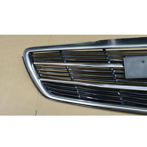 Calandre de pare-chocs avant noire brillante de style V, lifting, compatible avec <span class=keywords><strong>Cadillac</strong></span> ATS Sedan Coupé 2015-2019, sans emblème - Product Image 3