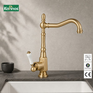 Robinet de cuisine vintage en or brossé, monocommande, style rétro, col de cygne, poignée blanche, certifié WRAS - Product Image 1