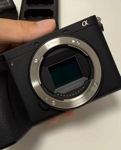 กล้องมิเรอร์เลส Sony A6700 APS-C มือสอง ความละเอียด 26MP ระบบกันสั่น 5 แกน ถ่ายวิดีโอ 4K 120P สภาพดี พร้อมส่ง - Product Image 2