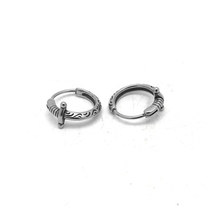 Pendientes de aro unisex yunnique con forma de espada, acero inoxidable 316, cierre rápido, joyería de moda - Product Image 2
