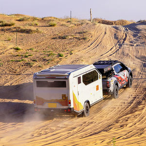 Nuevo estilo Venta caliente Marco de aleación de aluminio <span class=keywords><strong>Off</strong></span> <span class=keywords><strong>Road</strong></span> Trailer <span class=keywords><strong>Camper</strong></span> RV Van Camping Trailer 4X4 <span class=keywords><strong>Camper</strong></span> Trailer para 2 personas - Product Image 1