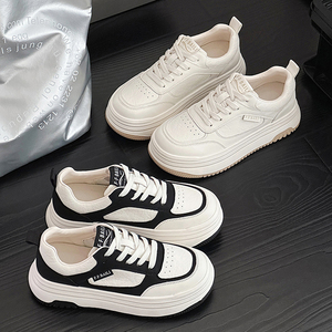 Ingrosso Autunno 2026 Nuove <span class=keywords><strong>Sneakers</strong></span> Sportive Bianche da <span class=keywords><strong>Donna</strong></span> con Suola Spessa e Rialzo, Tomaia in Vera <span class=keywords><strong>Pelle</strong></span>, Versatili e Traspiranti - Product Image 1