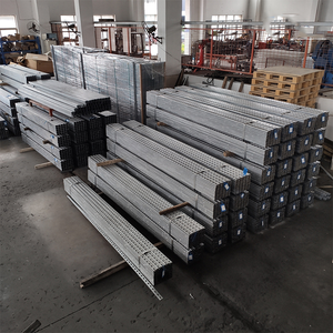 41*41mm <span class=keywords><strong>Besca</strong></span> Unistrut tipo Proveedor de canales de puntal con lista de precios canal de puntal Unistrut Strut Channel - Product Image 3