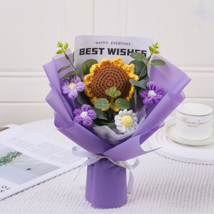 Bouquet di girasoli all'uncinetto fatto a mano, bouquet di fiori all'uncinetto personalizzato per la <span class=keywords><strong>festa</strong></span> <span class=keywords><strong>della</strong></span> <span class=keywords><strong>mamma</strong></span> - Product Image 5