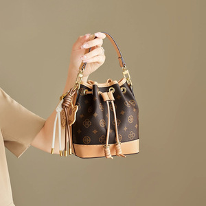 Bolso Bandolera de Lujo 2025, en Cuero PU Impermeable, con una Sola Correa y Cierre, para Mujer, de Alta Calidad, Moderno, Estampado, Versátil para Uso Diario - Product Image 3